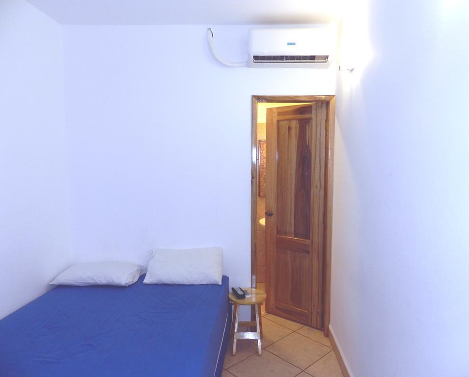 Hostal Yaku Montanita Montañita Quarto foto